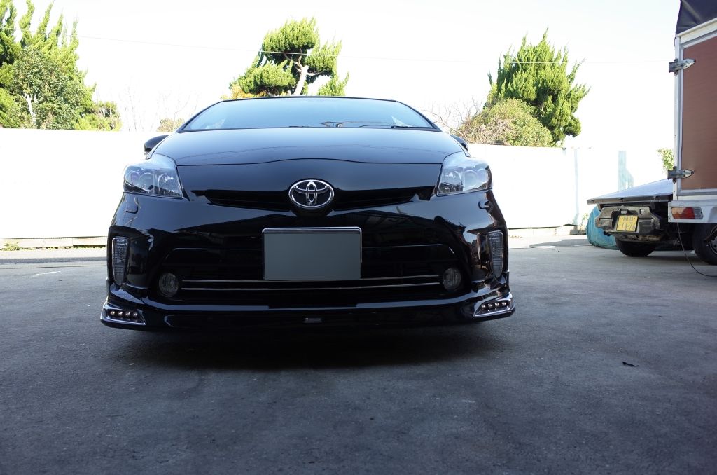 30プリウスのモデリスタエアロのデイライトPowerUPとUSデイライト取付