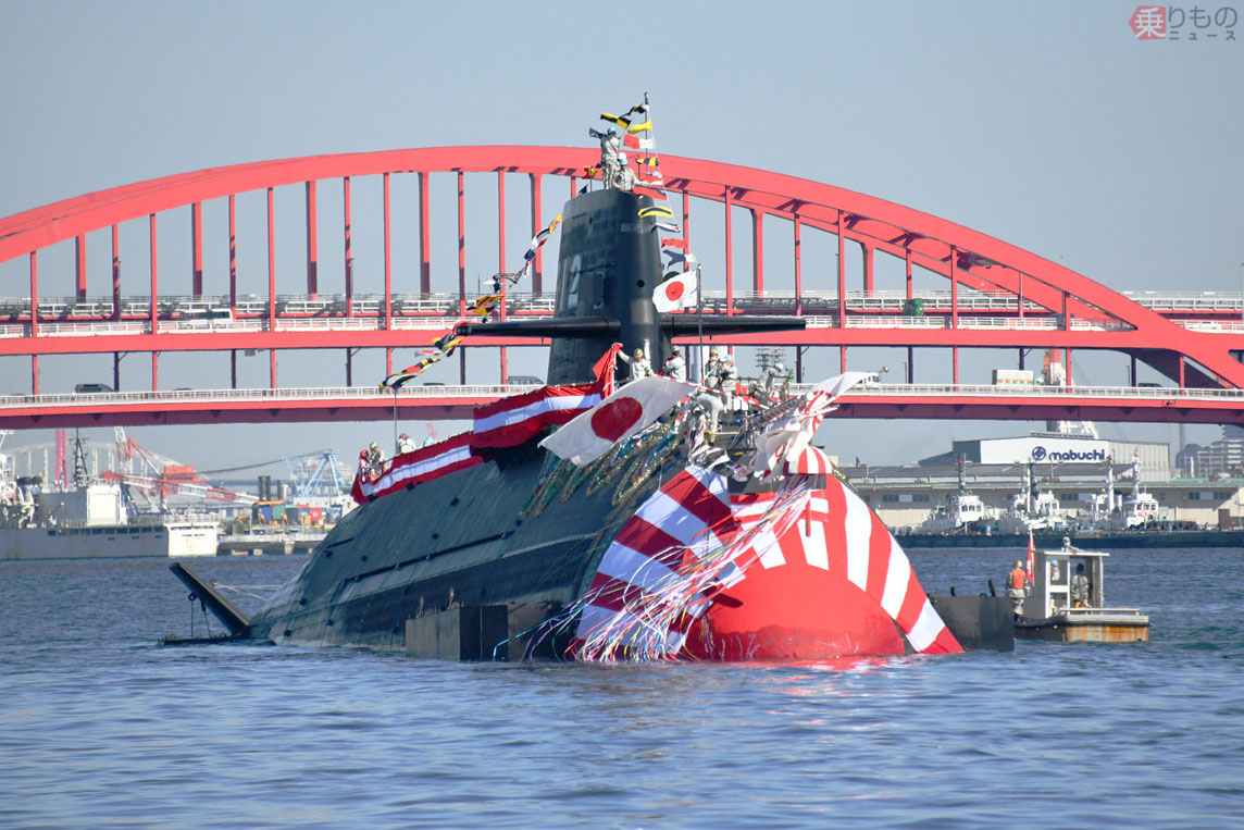 潜水艦の舵は「十」から「X」へ、どう進化？ 45度傾けるのが効果的