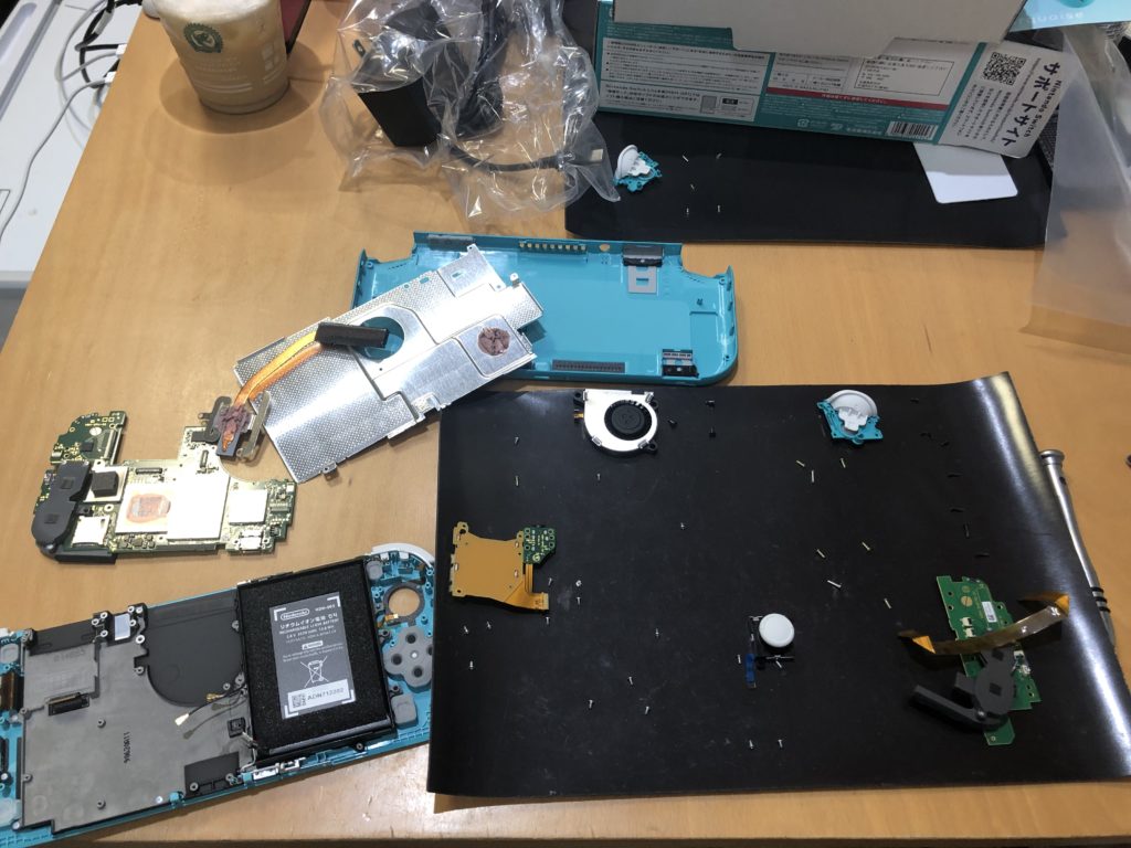 速攻でスイッチライトの分解＆スティック互換検証をしました。｜トリ