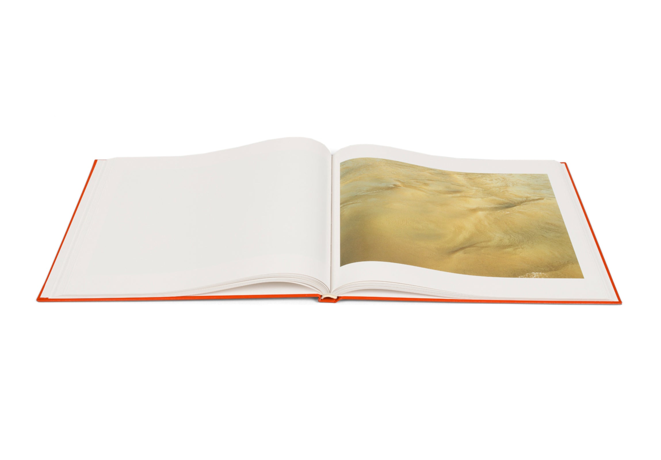 DICTIONARY OF WATER by Roni Horn – twelvebooks