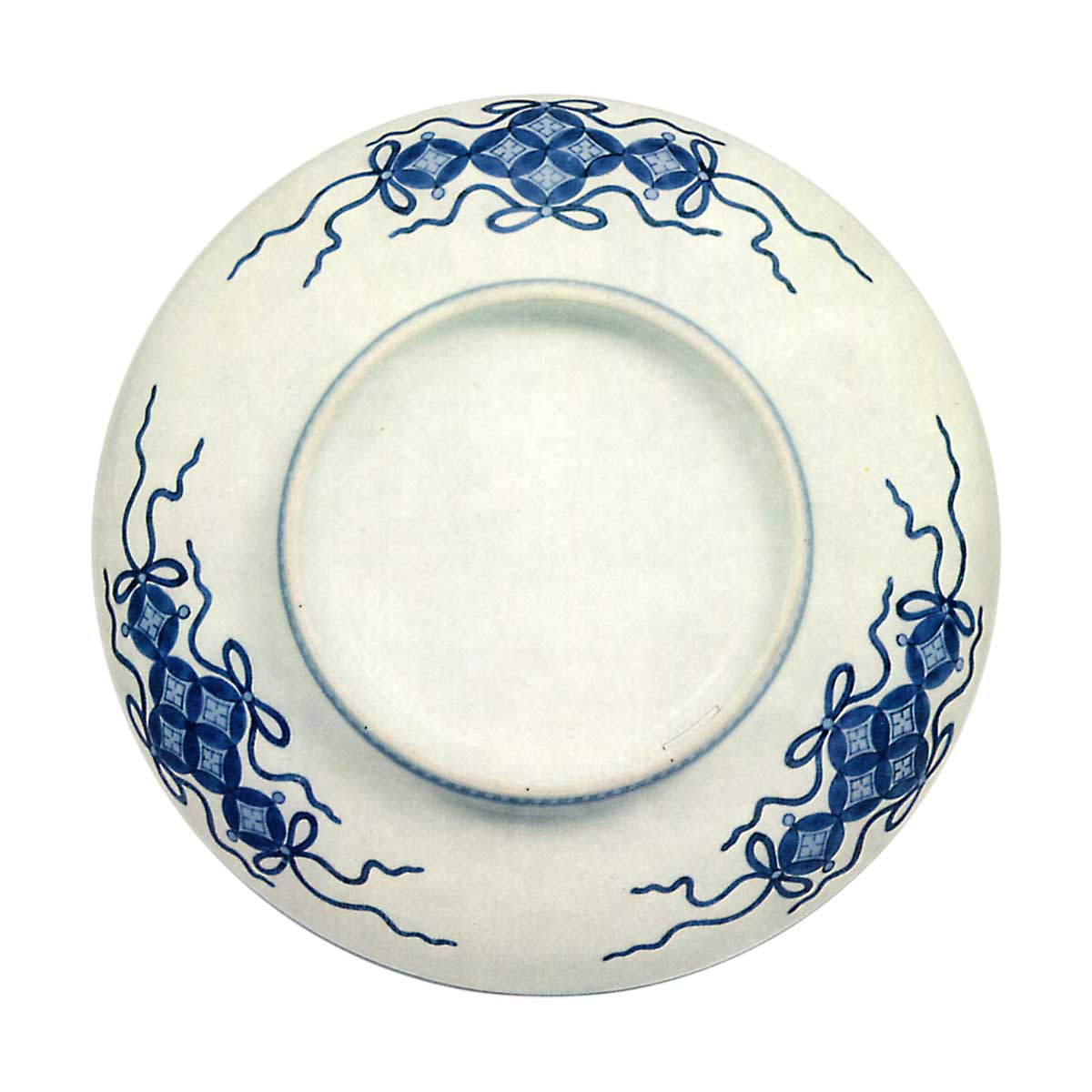 色鍋島 色絵 組紐文 七寸皿 | 鶴田 純久の章 お話