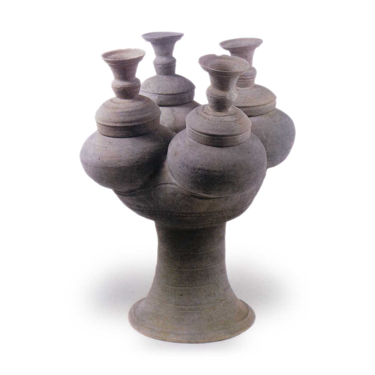 須恵器 台付子持四連壺 | 鶴田 純久の章 お話