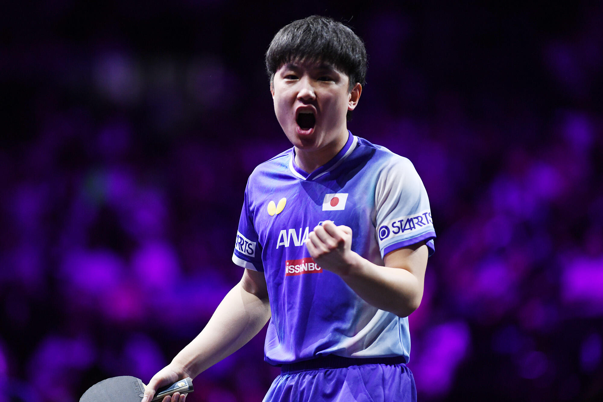 張本智和 日米エース対決を制して決勝進出！地元Vに王手【卓球 WTT横浜