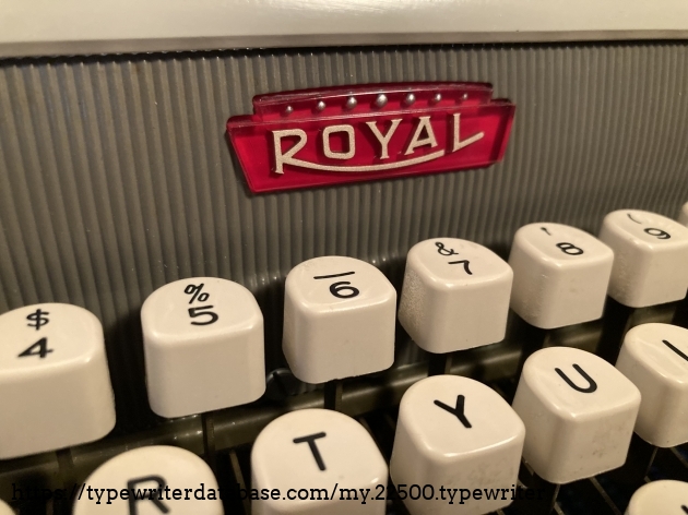 1958 Royal Futura 800 on the Typewriter Database