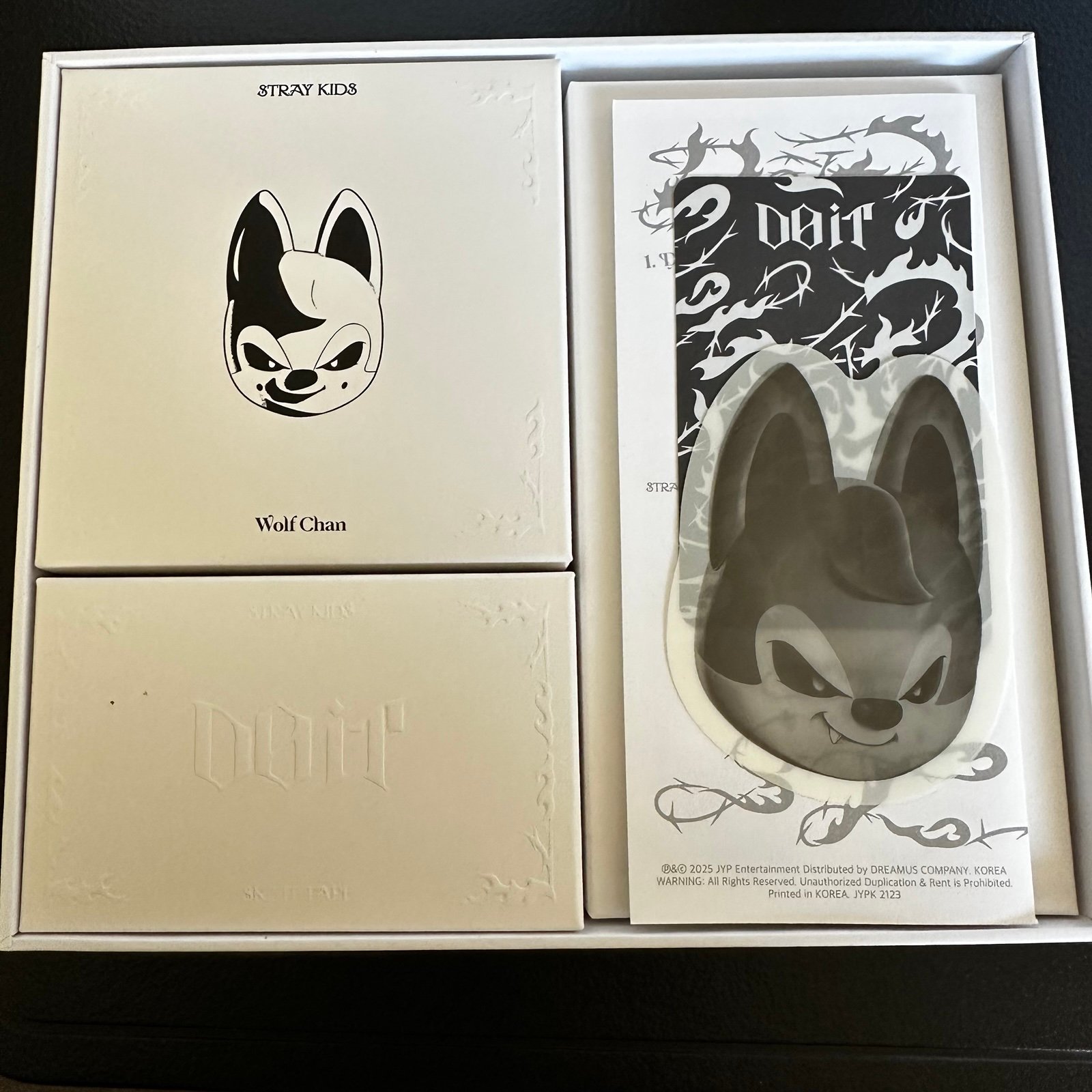 Stray Kids - Wolfchan Bangchan ver SKZ IT | Mercari