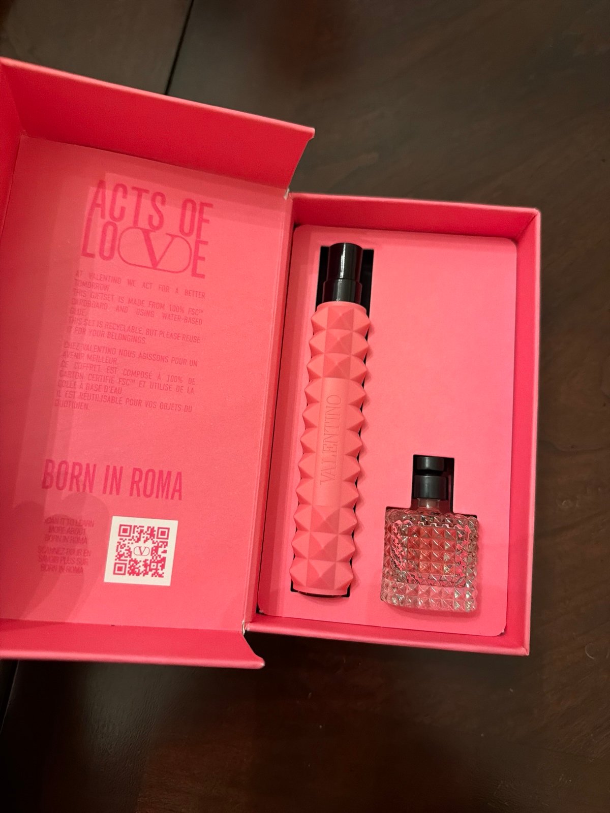 Valentino born in Roma travel gift set New | Mercari