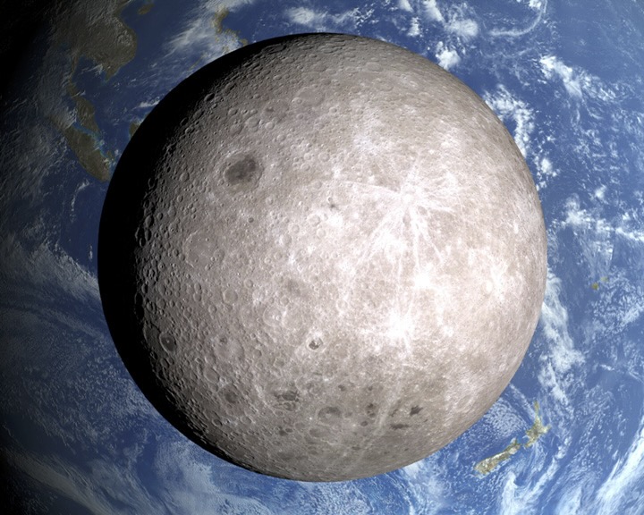 月様 超望遠ズームレンズNIKKOR Z 180-600mm f/5.6-6.3 VRが写し出す、迫力