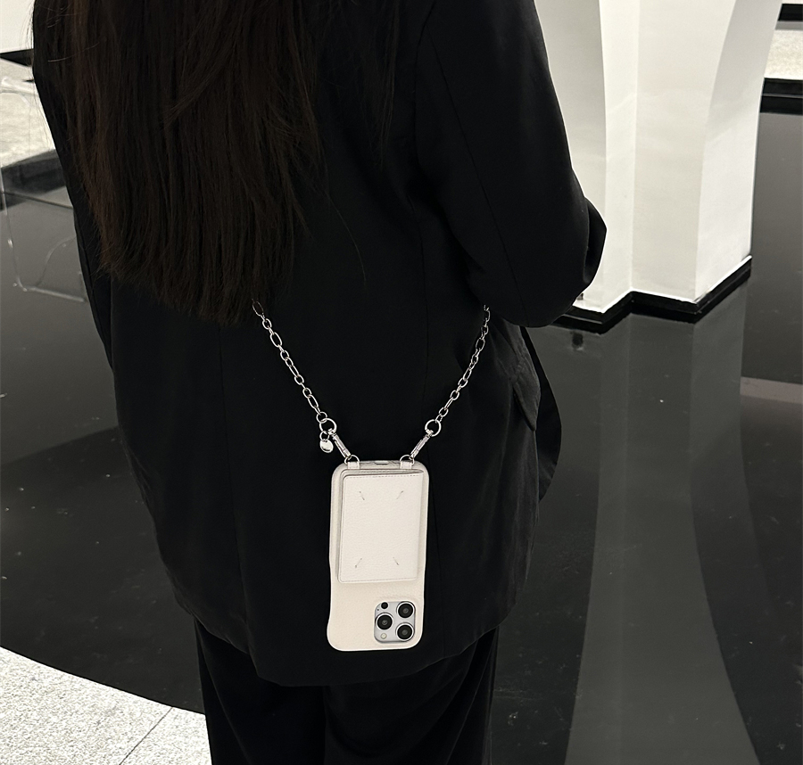 マルジェラ iPhone15 15Pro 15ProMaxケース ショルダーチェーン付き