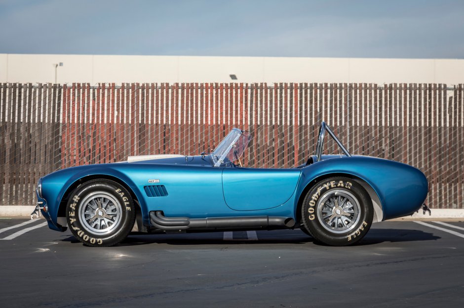 Shelby Cobra 427 CSX6000シリーズ 基本装備＆オプション - UG 輸入車