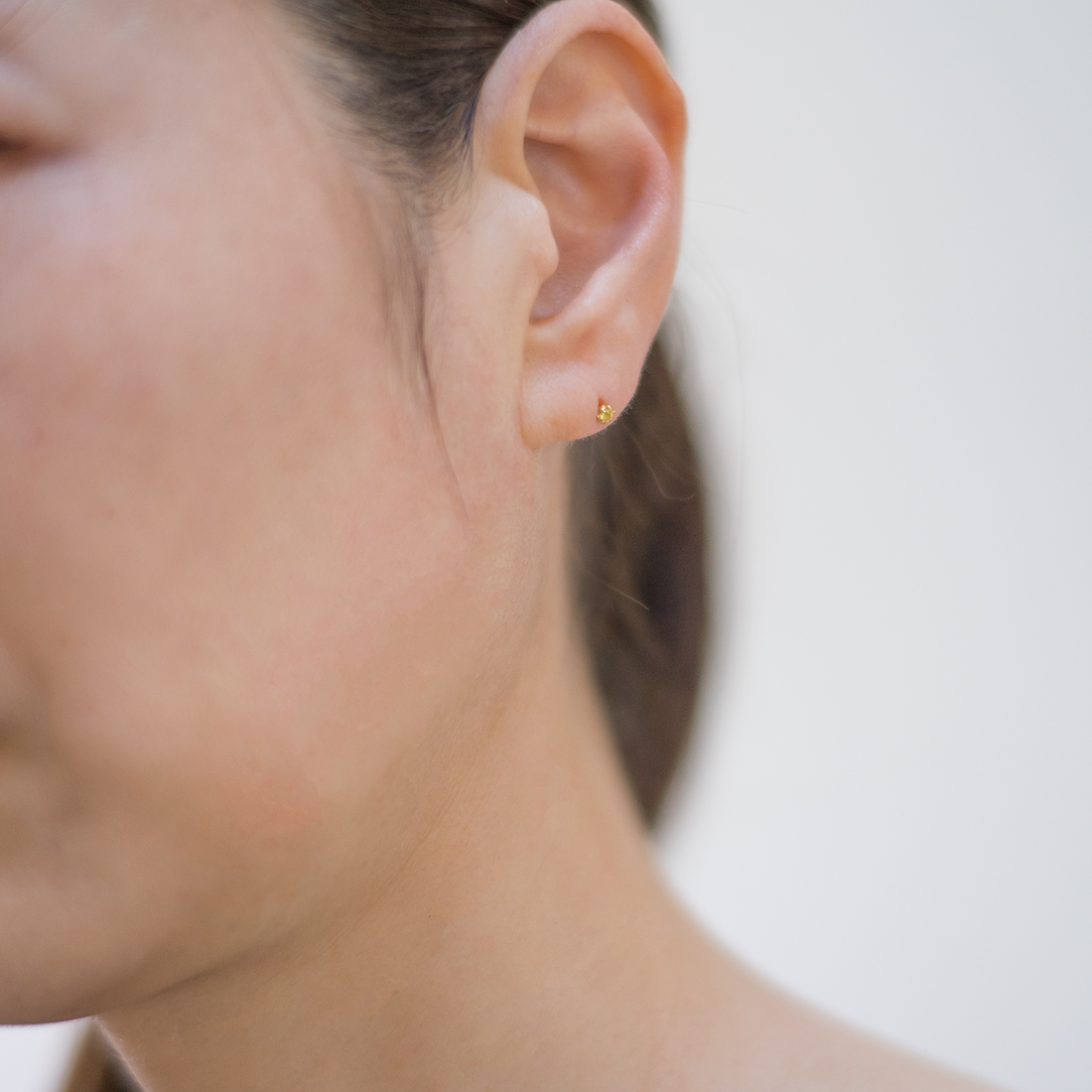 K18 イエローサファイア スタッドピアス[商品番号:KK0603] | umu -アム