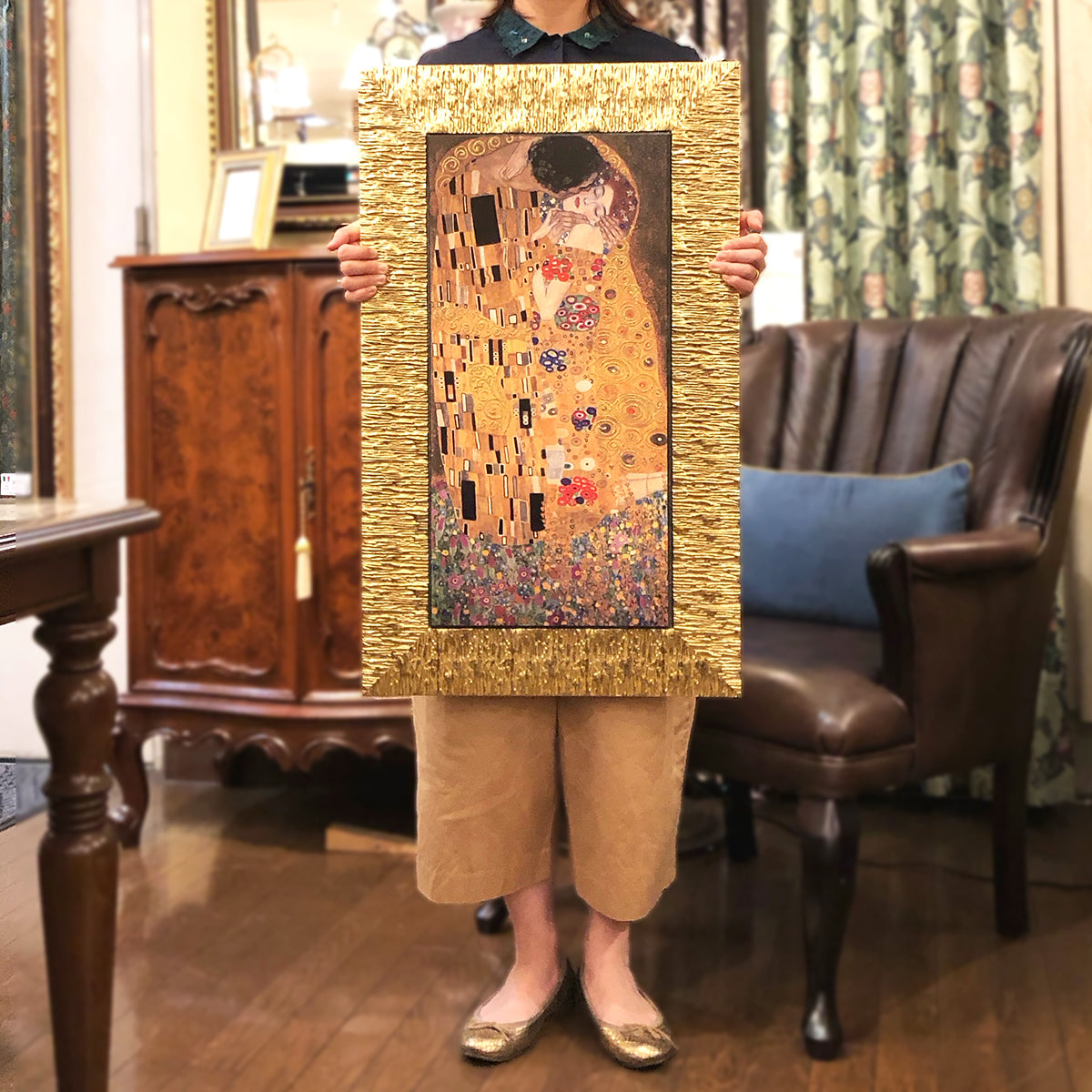 クリムト ザ・キス／ゴールドフレームの縦長アート額絵 （イタリア製