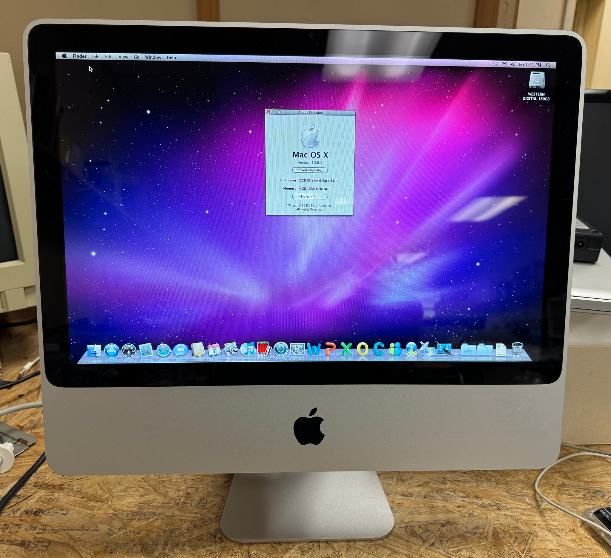 Apple iMac 20-inch Educational May 2011 2.26GHz Intel Core 2 Duo