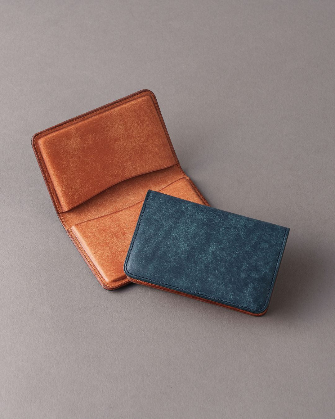 本革] 名刺入れ