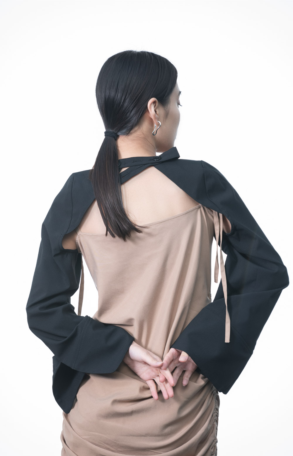 アームカバーで紫外線・冷え対策を