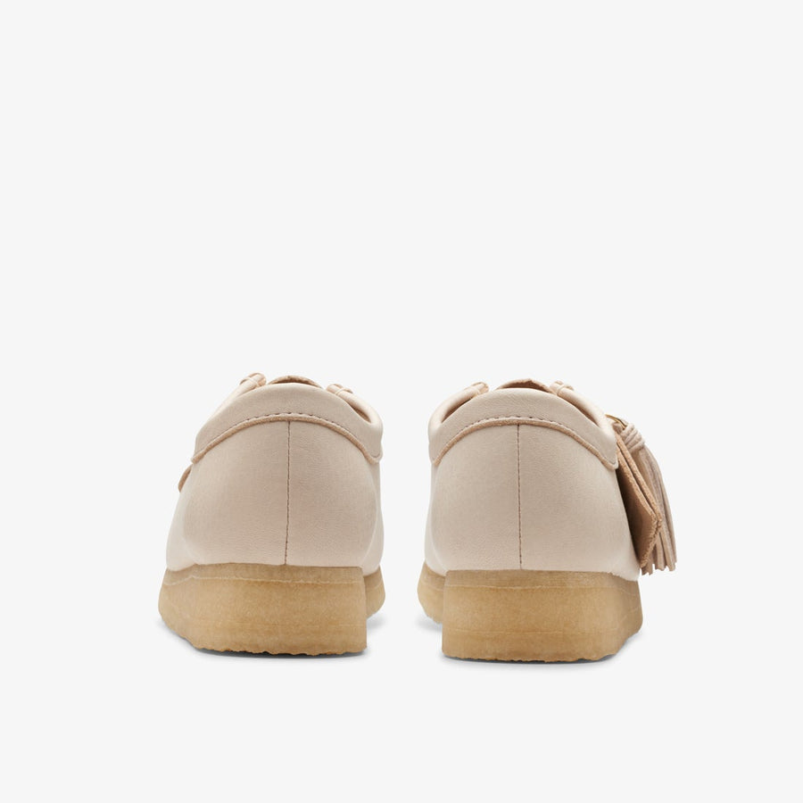 Clarks〉Wallabee / Beige Leather (Womens)｜UP NORTH ONLINE STORE