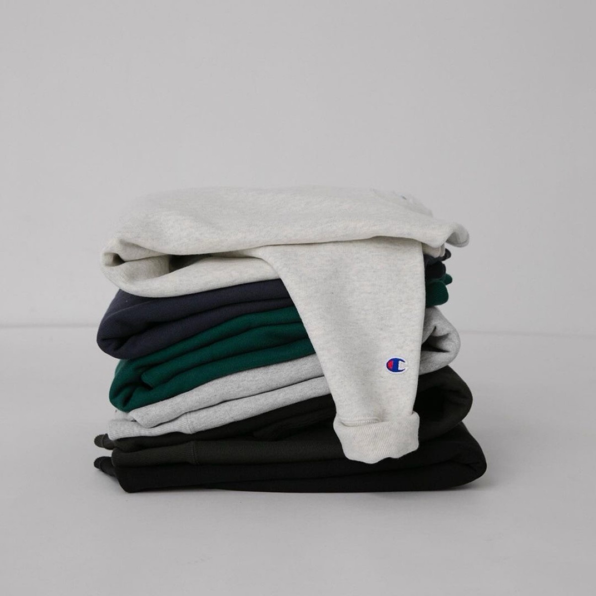 LOWERCASE x Champion 別注リバースウィーブスウェットが国内9月27日