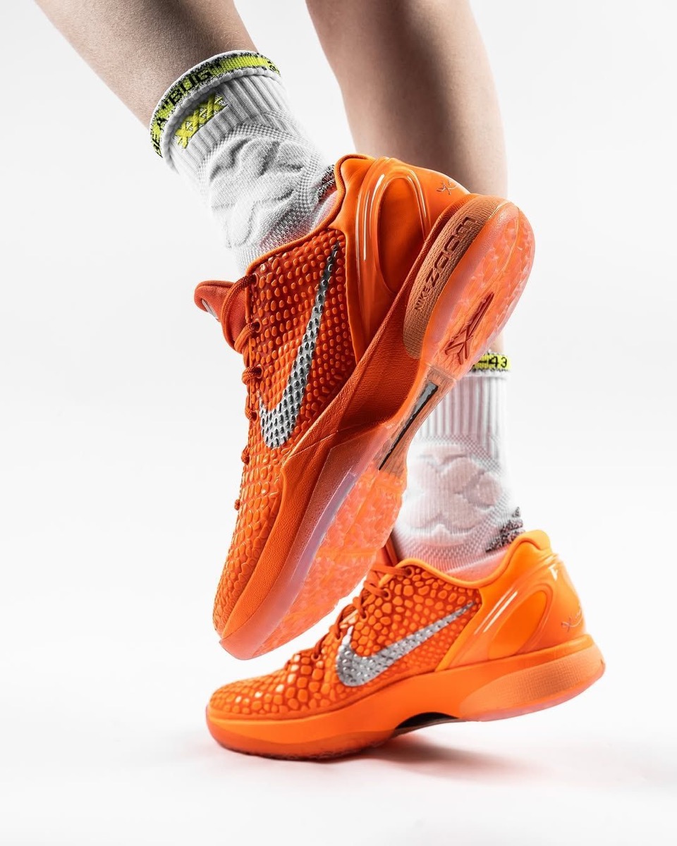 KOBE IV コービー 6 NIKE ナイキ トータルオレンジ KOBE IV コービー 6