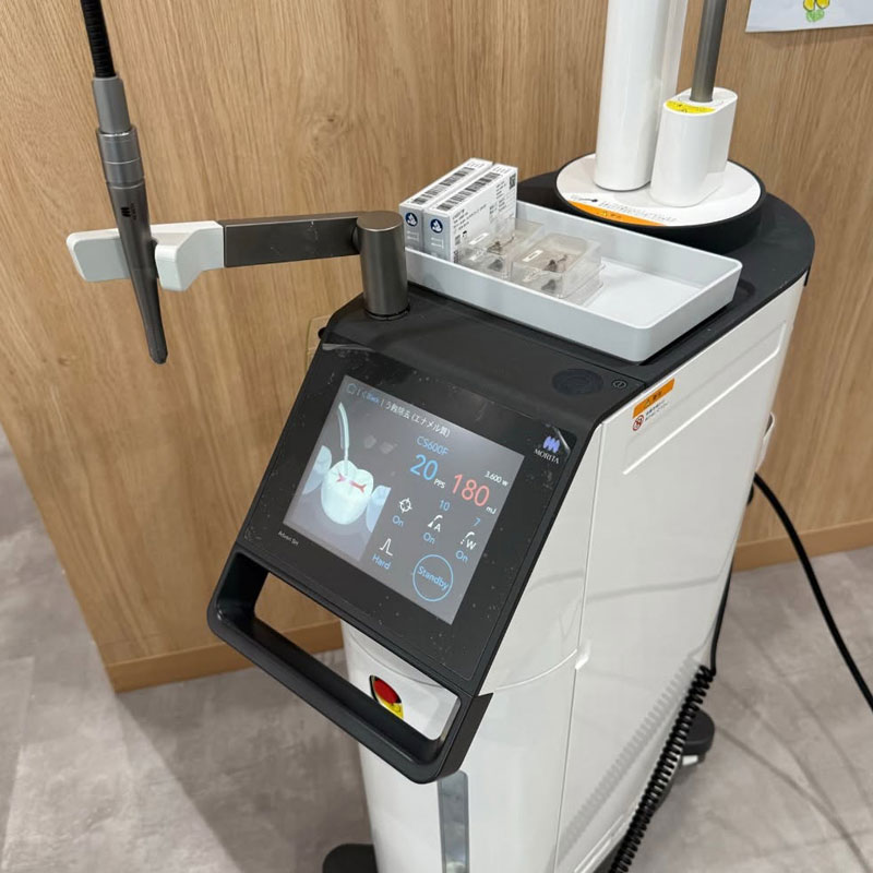 レーザー治療 - 箕面市の歯医者「うえさか歯科」。桜井駅徒歩7分、19時