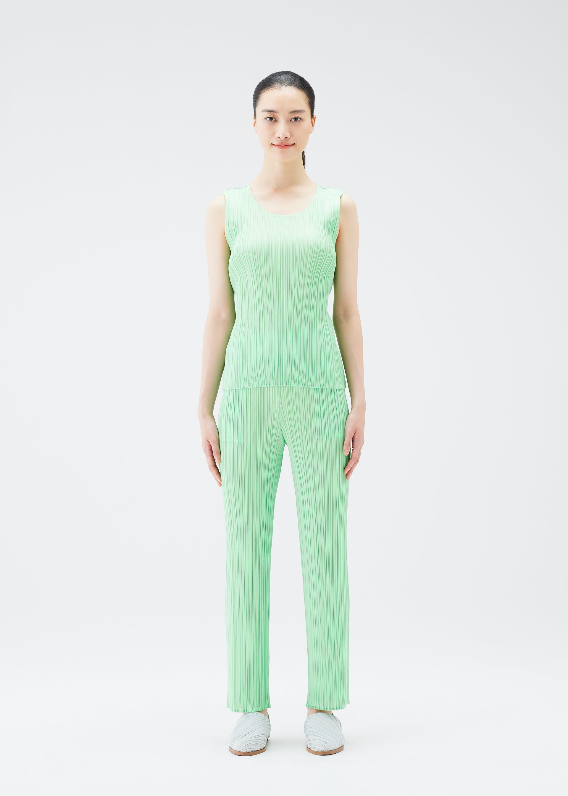 NEW COLORFUL BASICS 4 – ISSEY MIYAKE ONLINE STORE