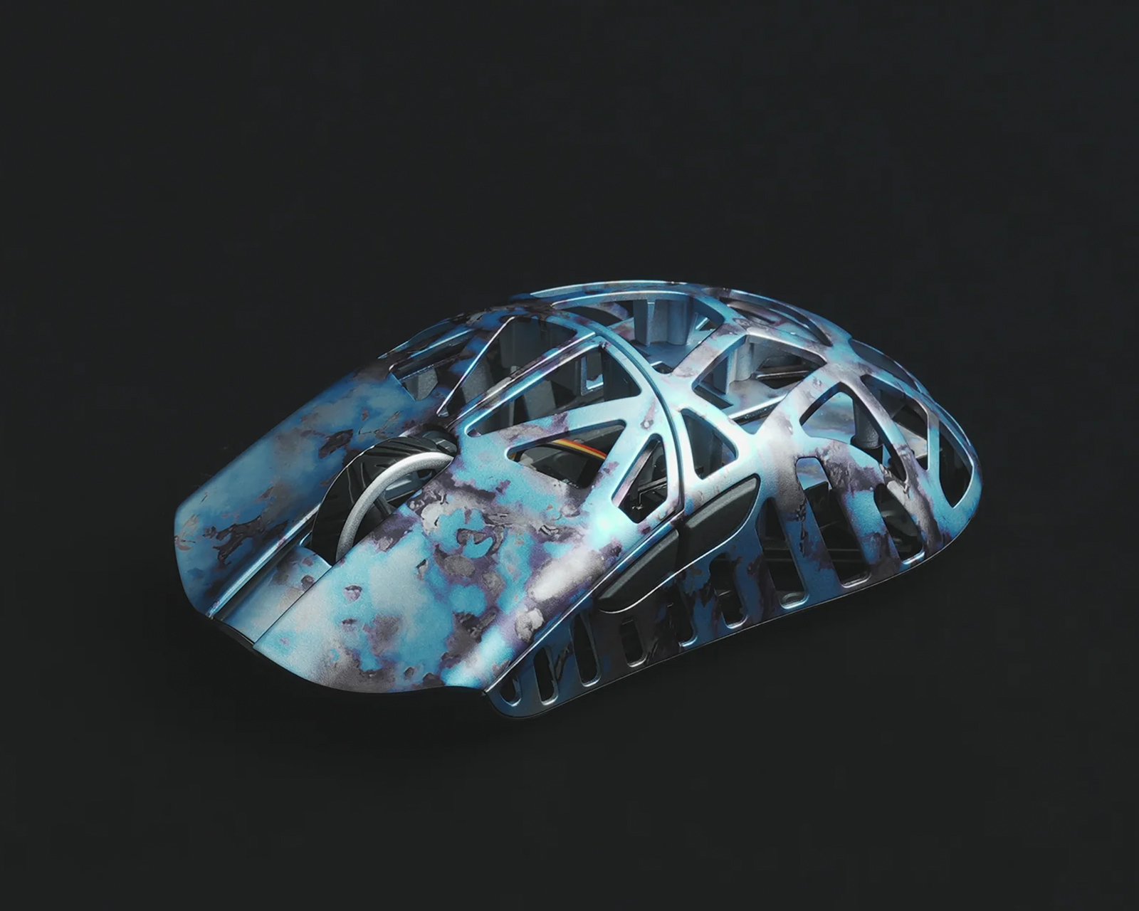 WLMouse Beast X Pro - Tempered [Omron Opticals] - Side Slits - us