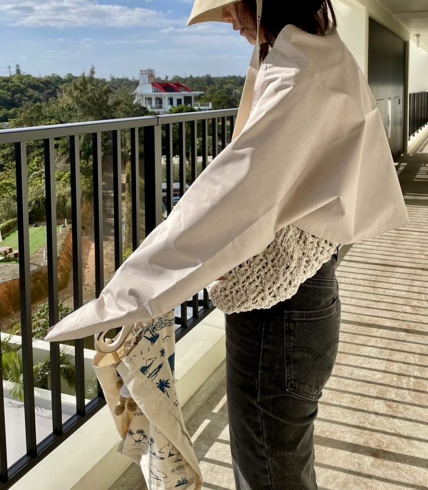 コンパクトに畳める、旅先で便利な完全遮光グッズ「ナガシカク