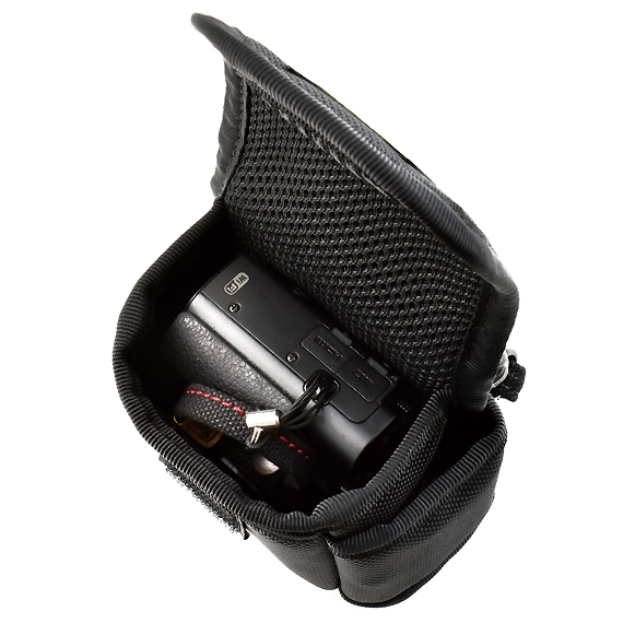 E499,E500：予備バッテリーケース付き GR3、サイバーショットRX100