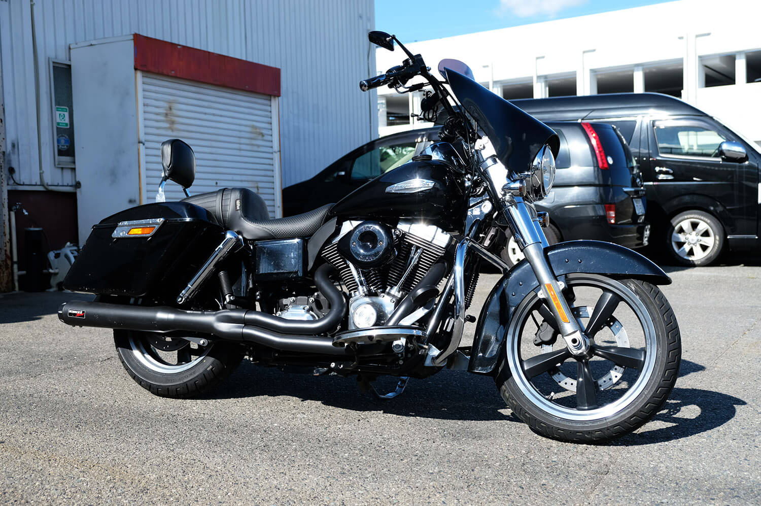 福岡市西区のハーレーダビッドソン中古車販売・修理・カスタム