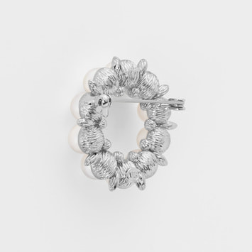 VBPV6017__UW 貝パール ブローチ｜ブローチ｜ヴァンドームブティック