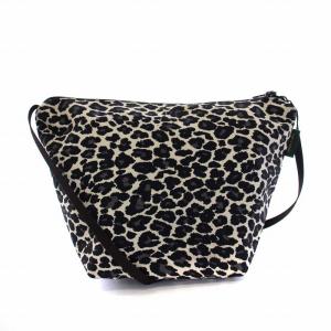 green label relaxing別注 舟型ショルダーバッグ ポシェット ヒョウ柄