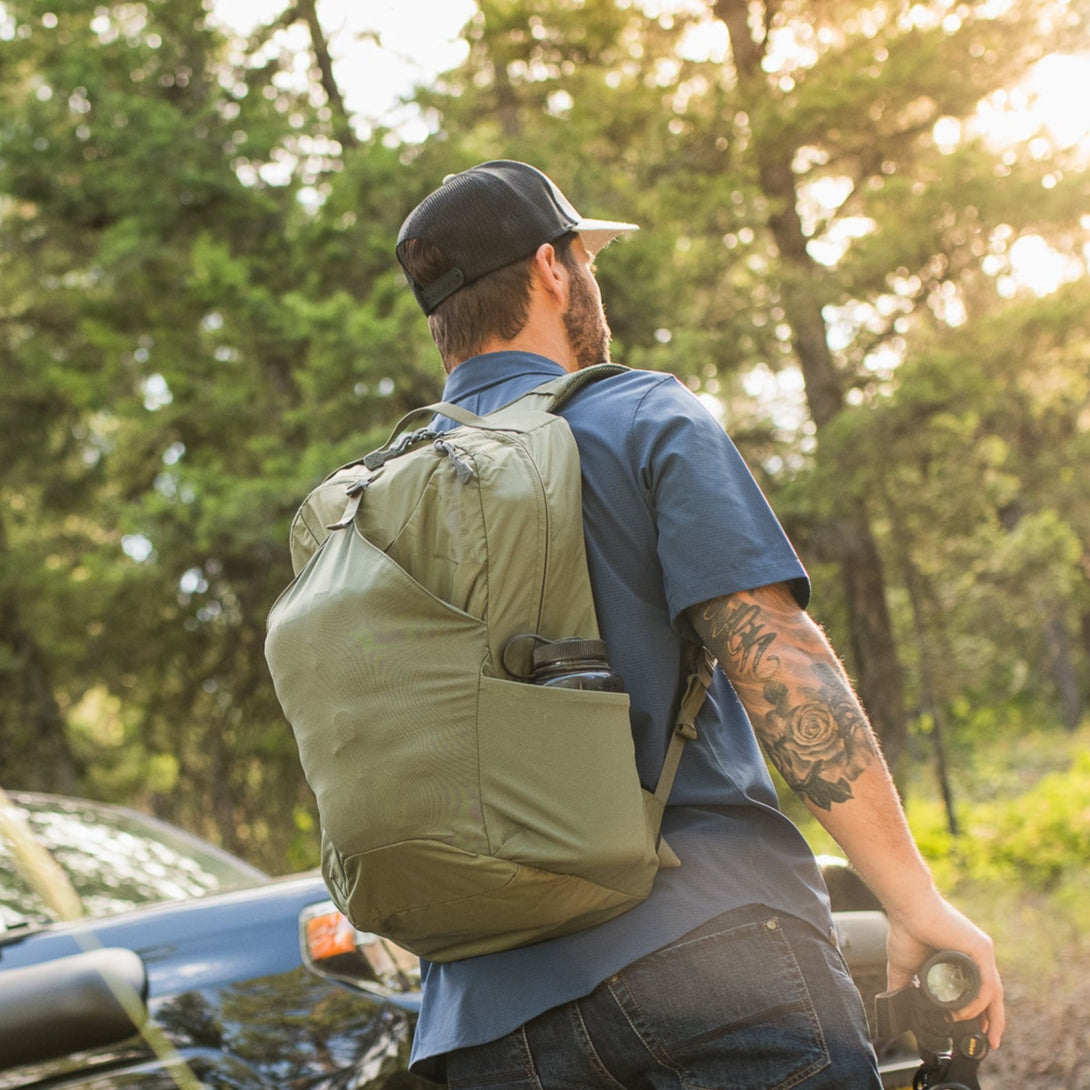 Long Walks Pack 28L | Vertx Official Site