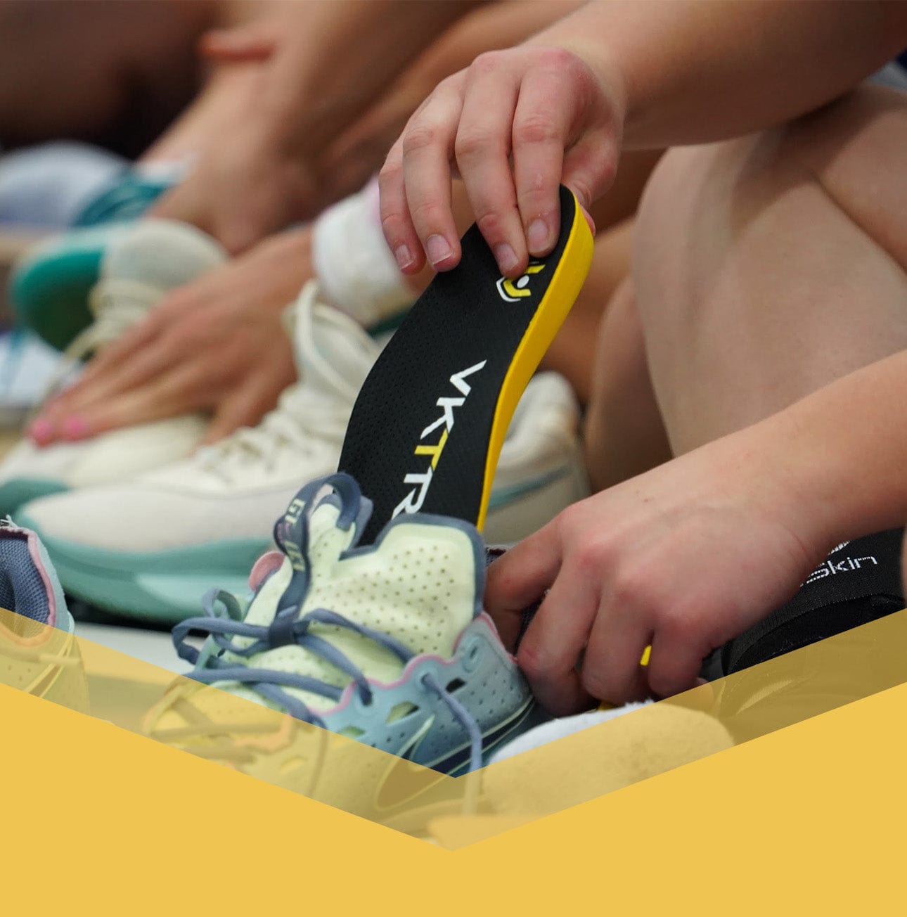 VKTRY カーボンファイバー スポーツ パフォーマンス インソール