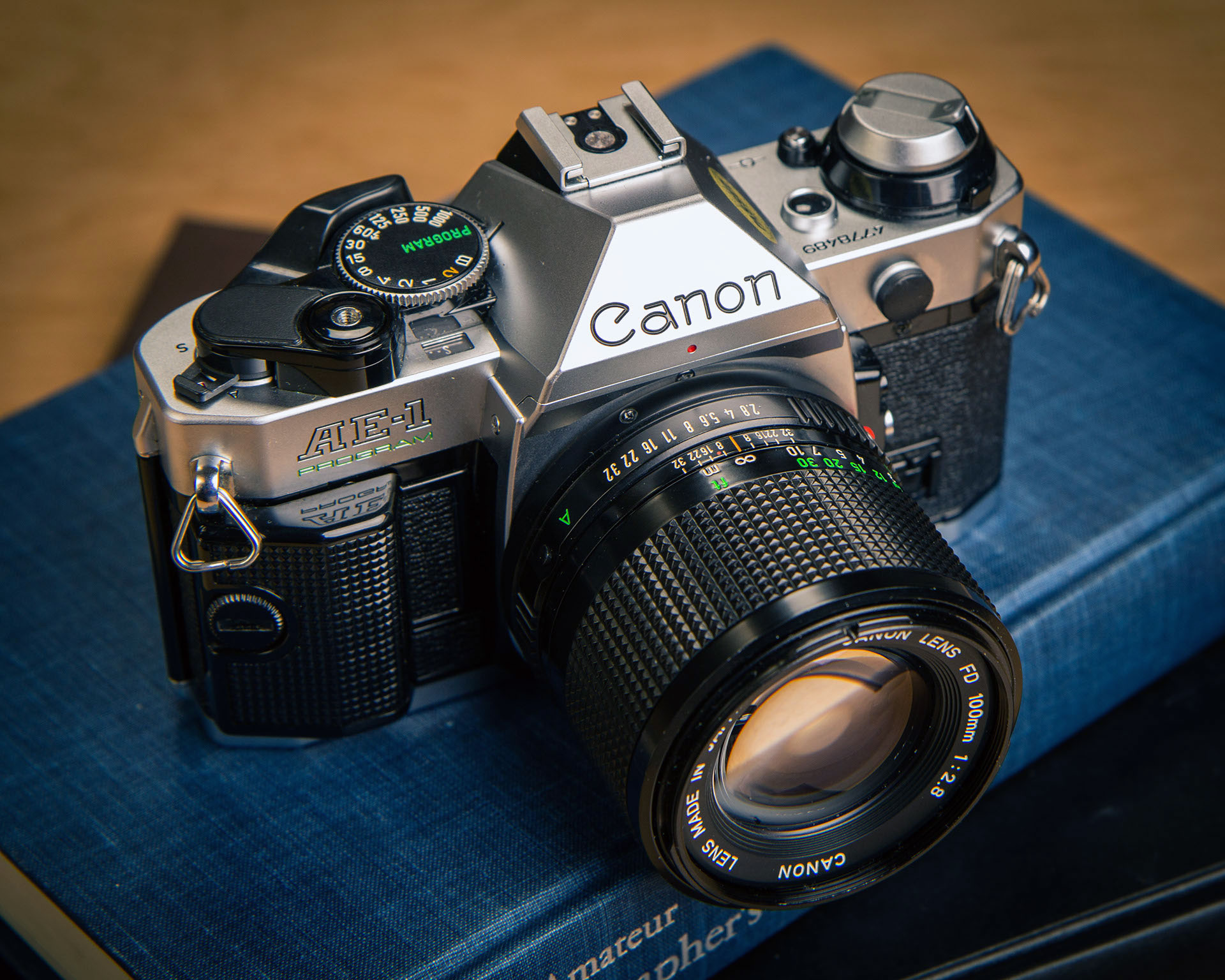 Canon AE-1 Program – Vintage Camera Digest