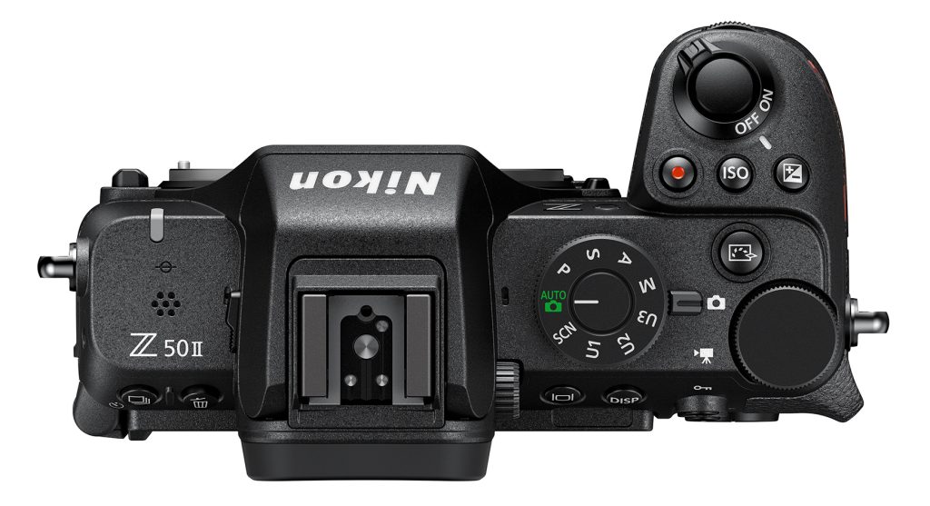 ニコン、APS-Cサイズミラーレスカメラ「ニコン Z50II」を発売〜最新