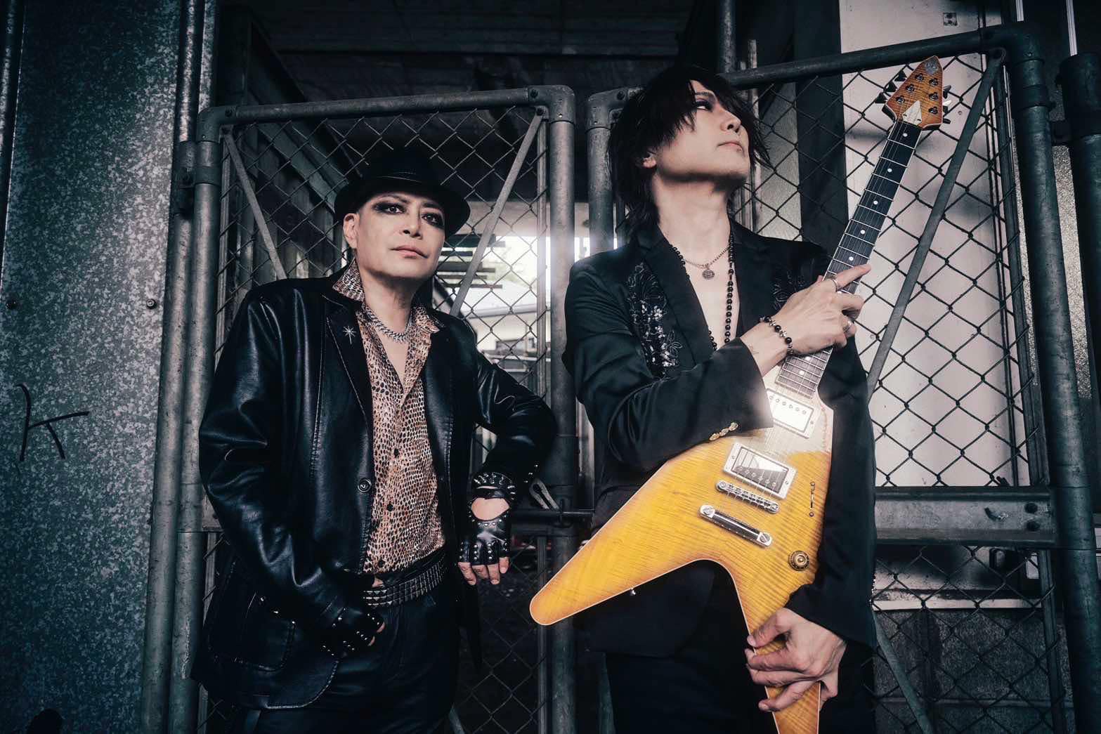 25年ぶりに本格再始動のVINYL、アナログレコード発売イベントを開催