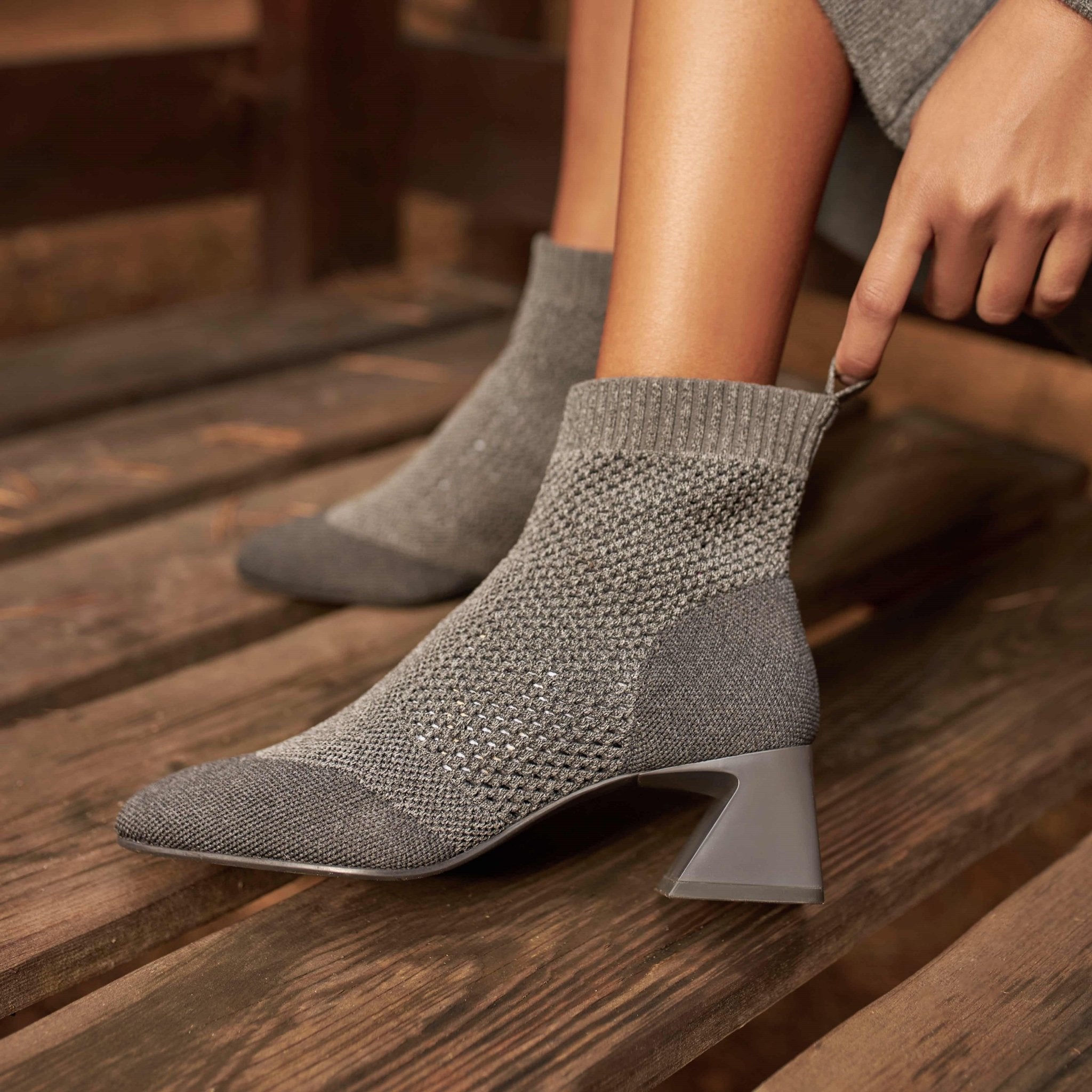 Melissa 2.0] スクエアトゥ レトロデザイン ショートブーツ – VIVAIA JAPAN