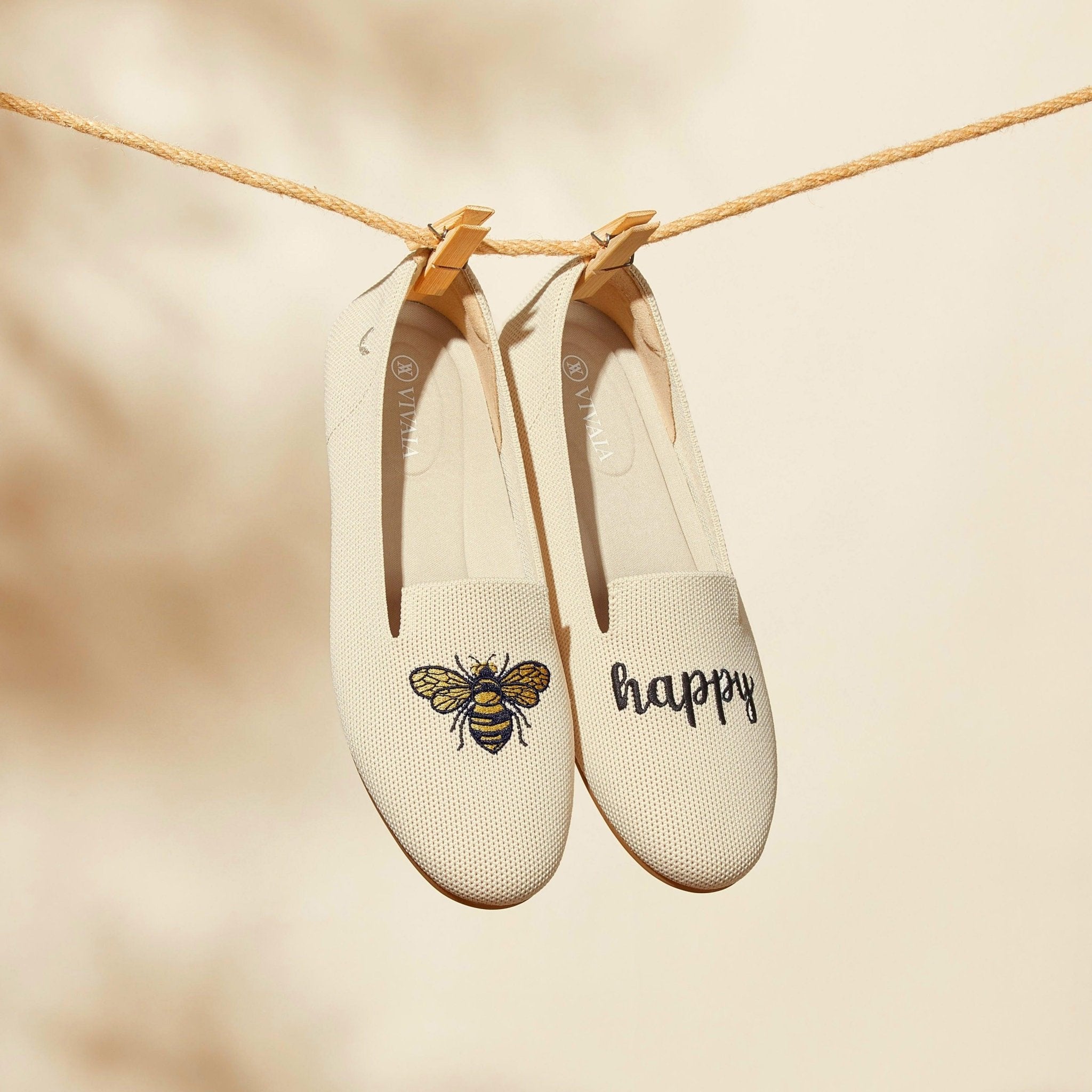 Audrey] ラウンドトゥ アニマル刺繍 ローファー – VIVAIA JAPAN