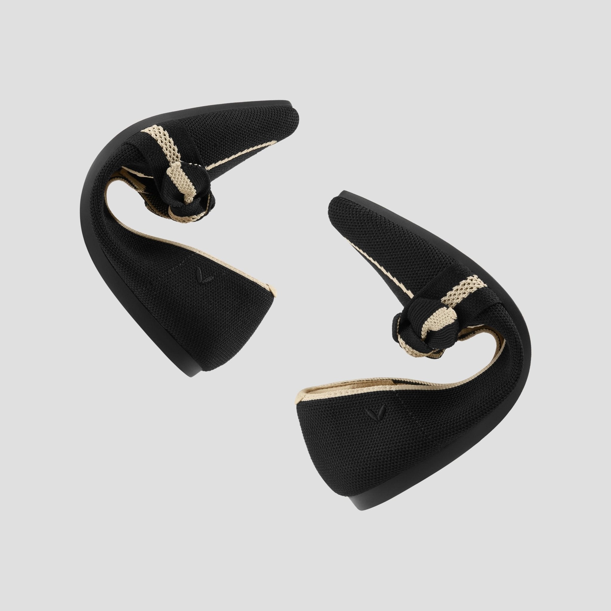 Michelle] ポインテッドトゥ リボン付き ローファー – VIVAIA JAPAN