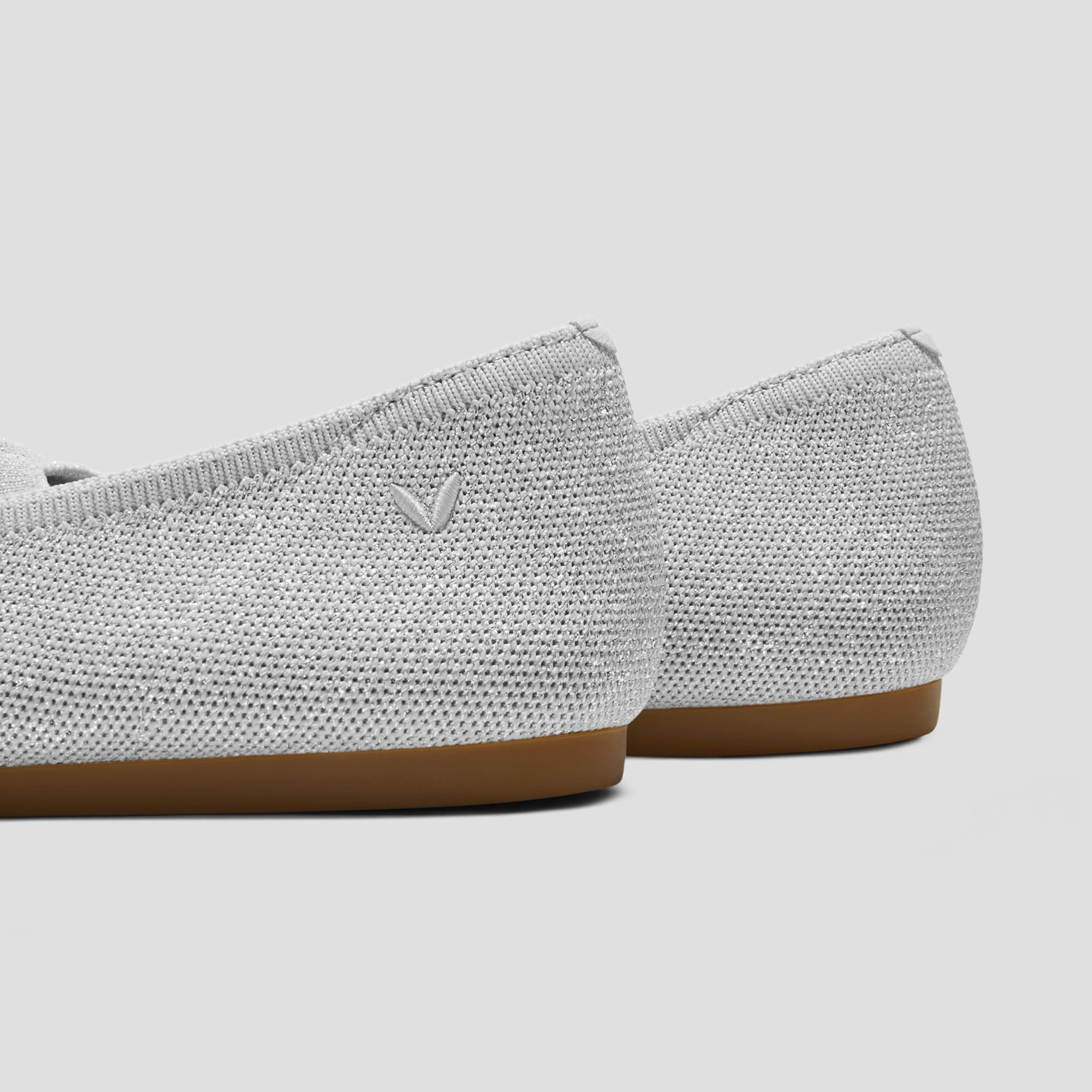 Azura] ポインテッドトゥ リボン付き フラット – VIVAIA JAPAN