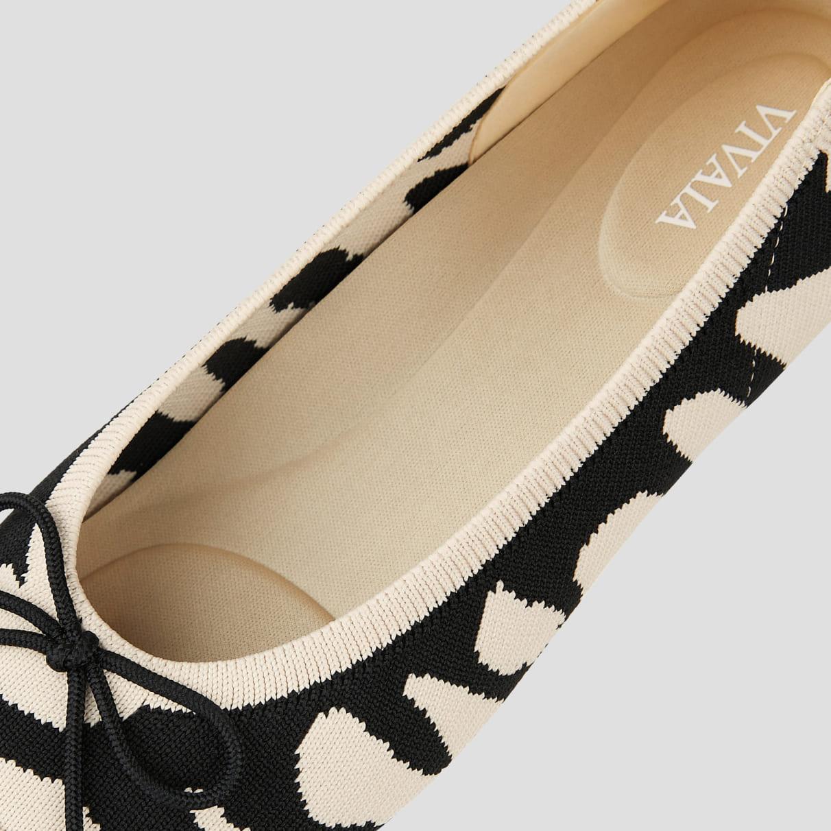 Tiana] アーモンドトゥ フラットシューズ – VIVAIA JAPAN