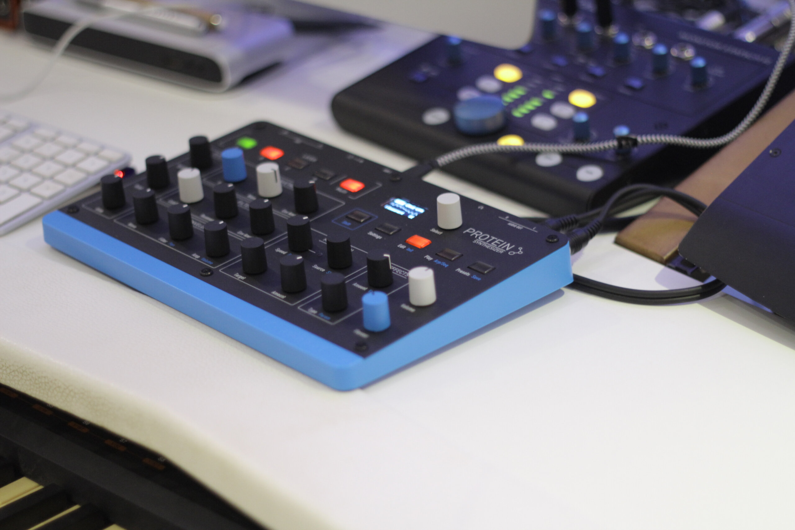 Protein – Waldorf Music