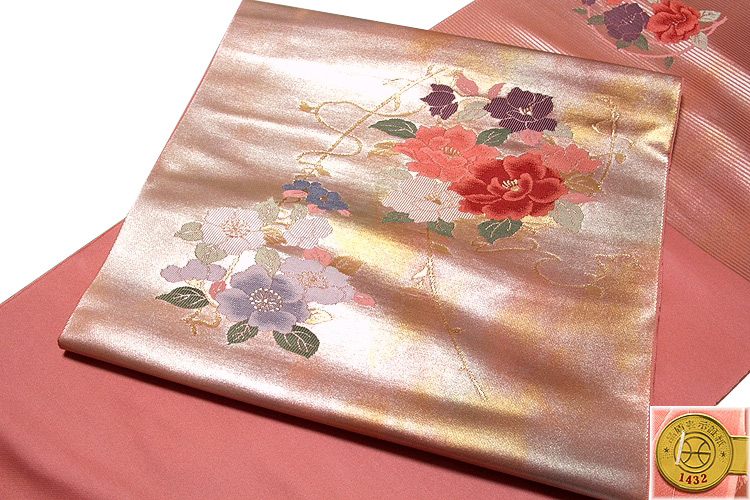 京都西陣織「よこくに謹製」 引箔 可愛らしい花柄 オシャレ 正絹 九寸