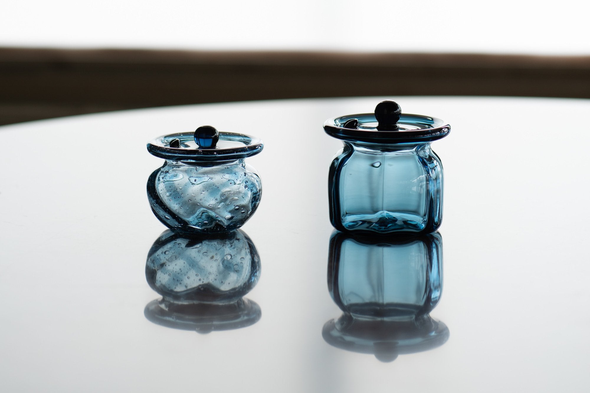 くるみガラス 藍色シュガーポット｜ガラス工房 橙