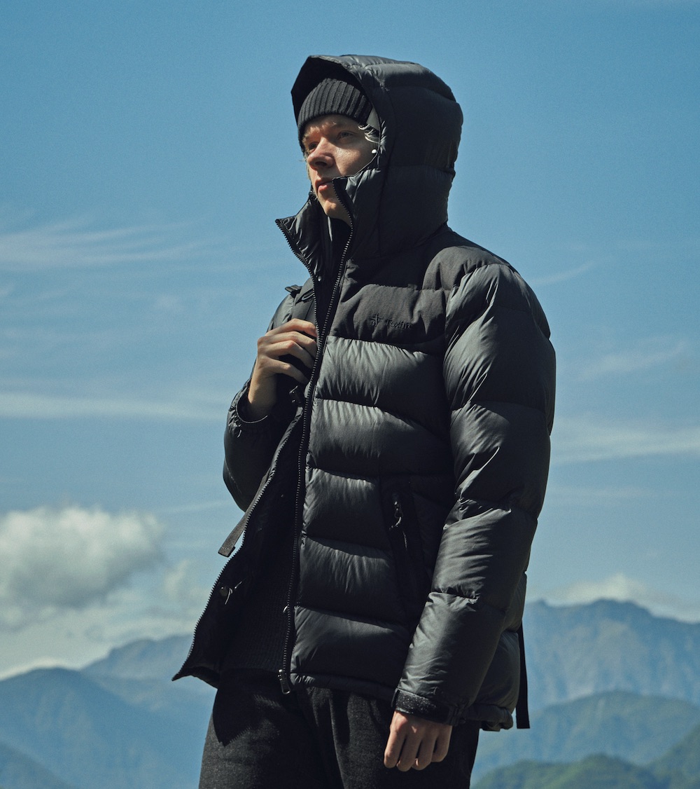 フォックスファイヤーの最強防寒アウター“オーロラジャケット”が