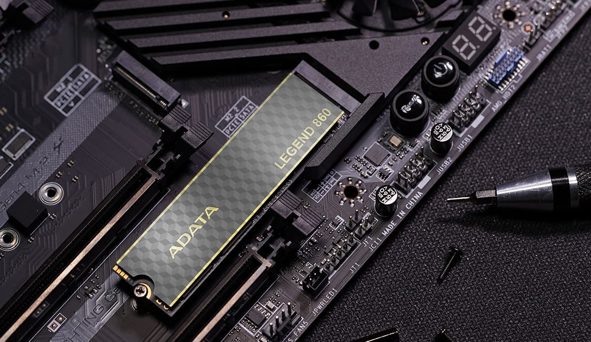 ADATA LEGEND 860 PCIe Gen4 x4 M.2 2280 Solid State Drive (United