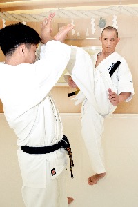 空手／拳法」の達人・名人・秘伝の師範たち | 武道・武術の総合情報