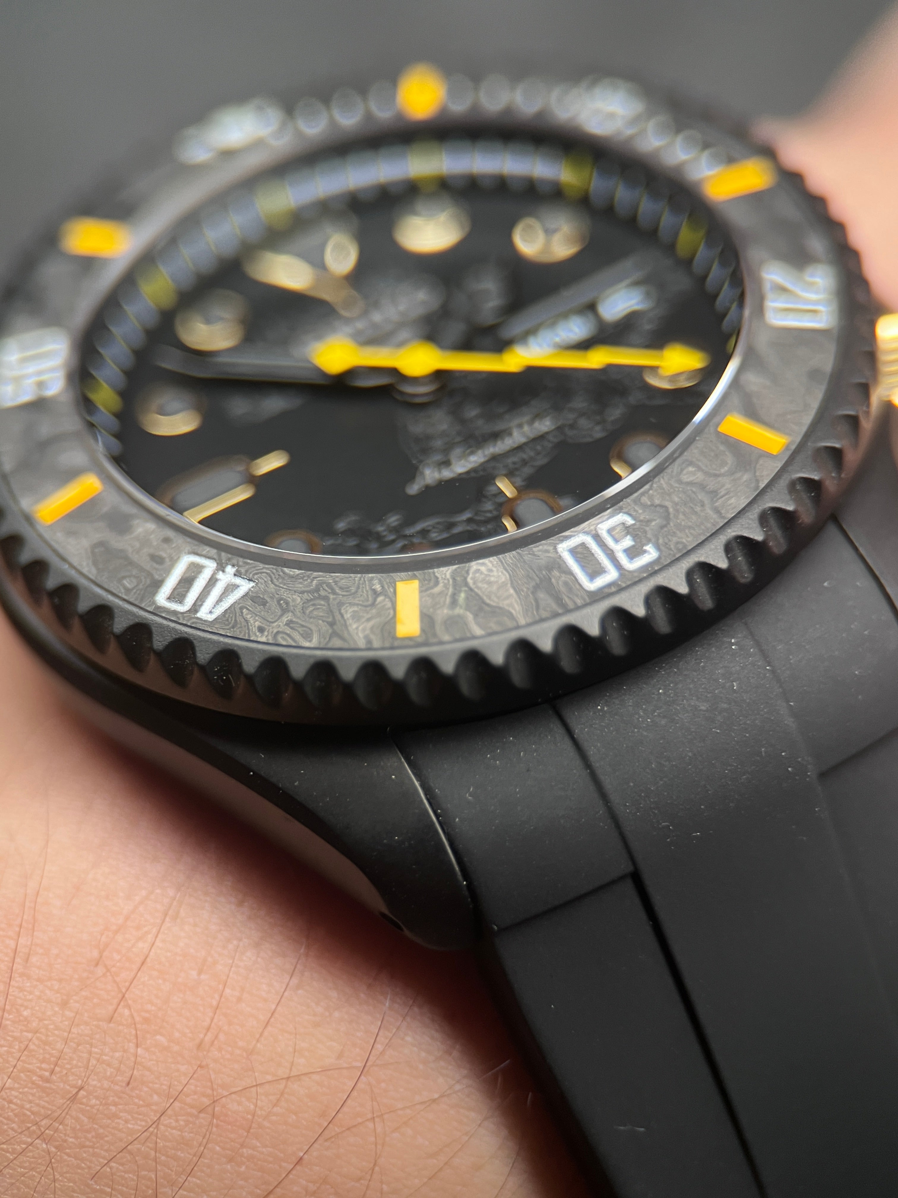 SKX007 SRPK39: Bruce Lee in Matte Black – WEEZMODS