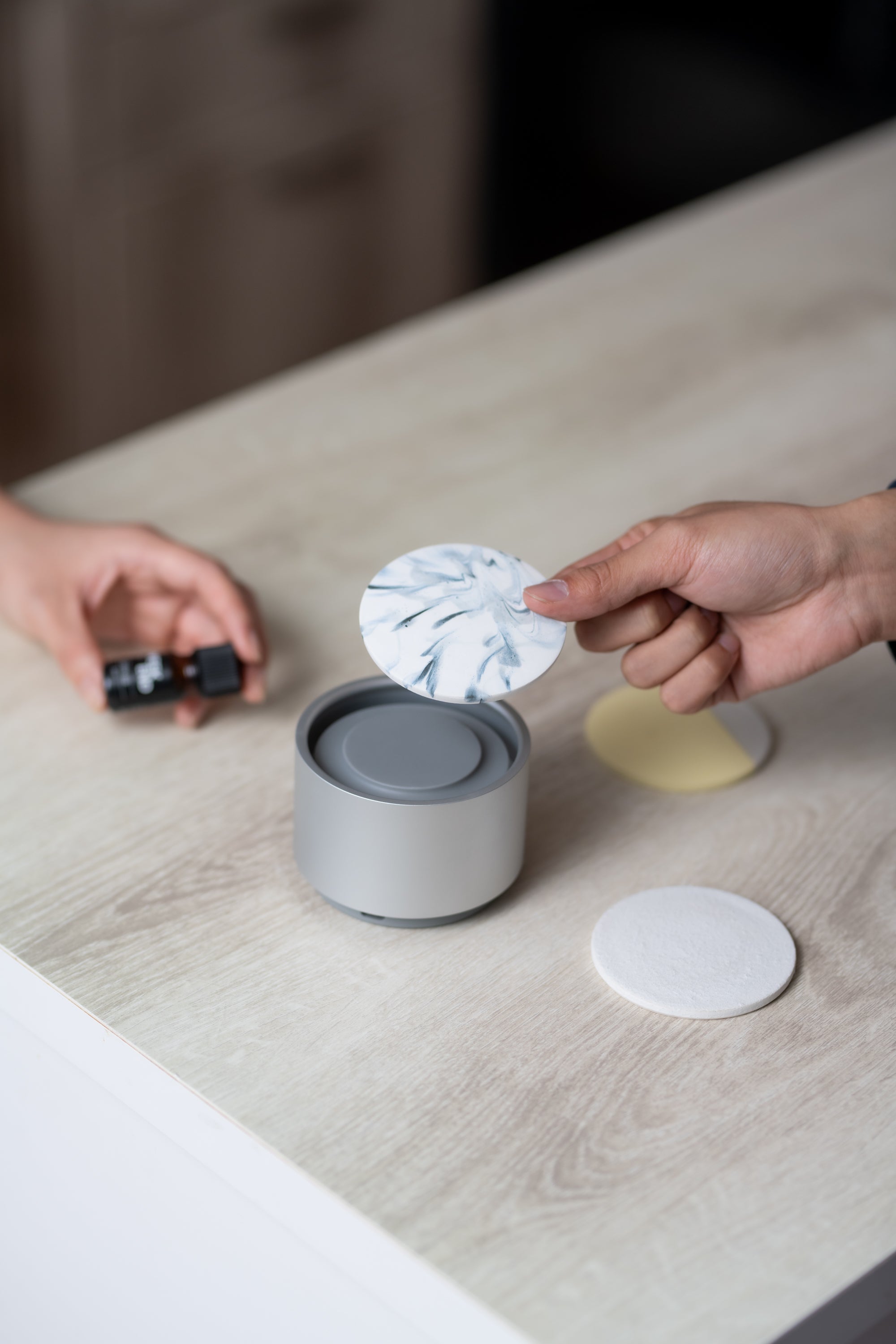 WEEK END（ウィークエンド）アロマディフューザー用 陶器プレート