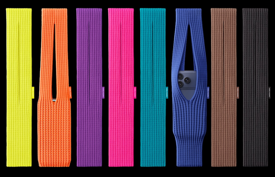 ISSEY MIYAKE × Apple Introduce the iPhone Pocket