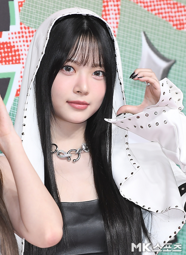 ルセラフィムのホン·ウンチェが25日午後、仁川永宗島のインスパイア