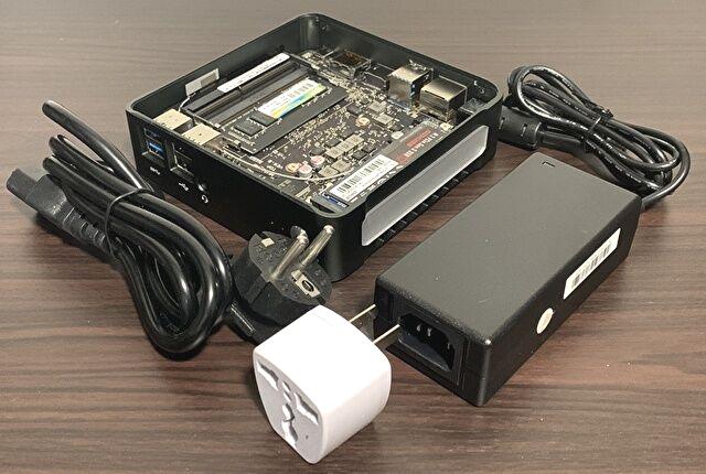 実機レビュー、Core i7-8565U搭載のミニPCベアボーン「NVISEN (EGLOBAL